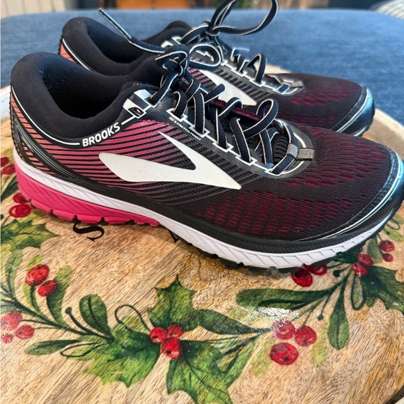 Brooks Shoes - Brooks Ghost 10 Women Running Shoes Black Pink Sz 9.5